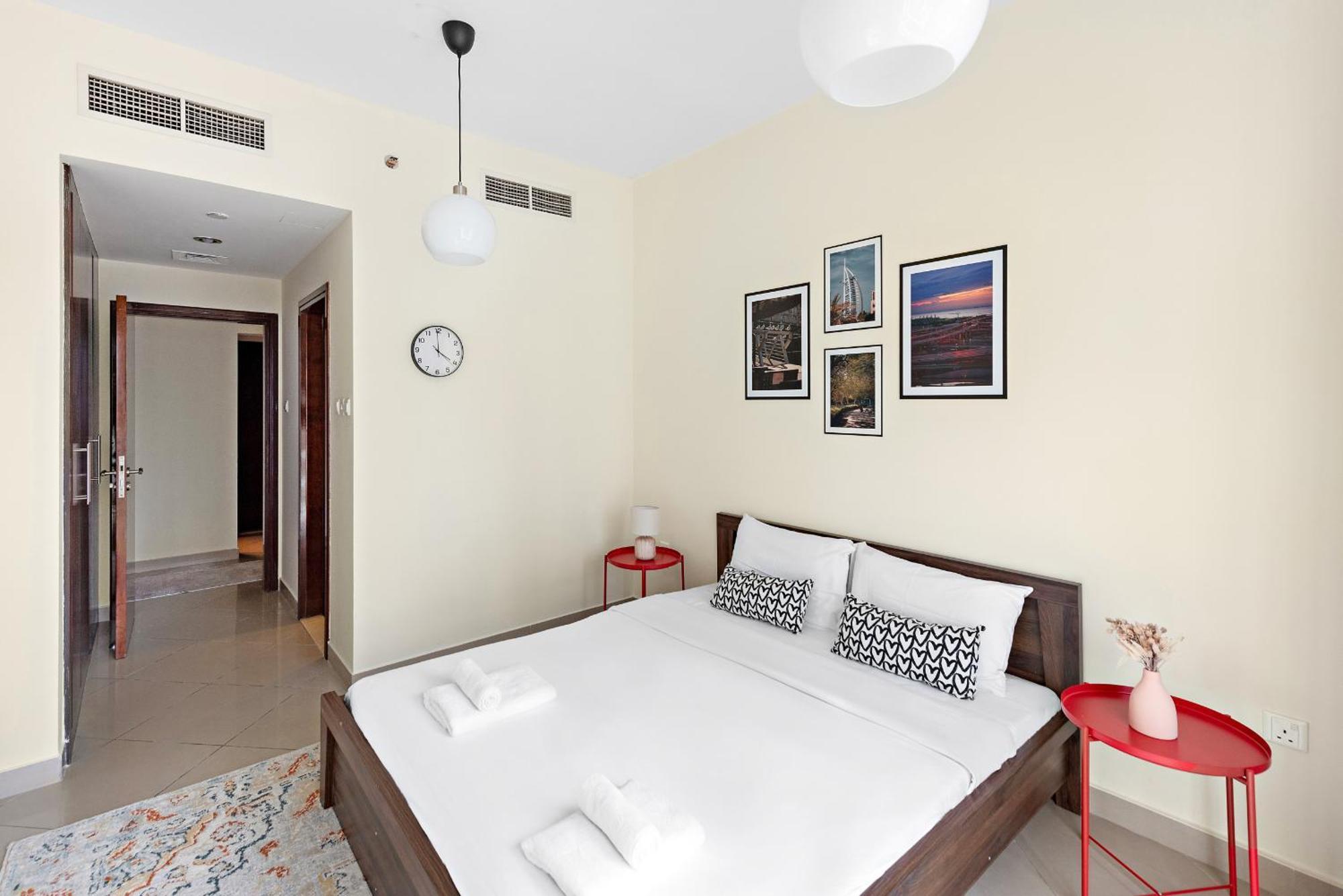 Vayk - Warm And Welcoming 2br In Jlt Apartment *